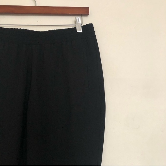 Gap ankle tapered trouser - Picture 2 of 4